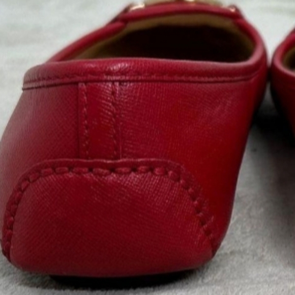 🐾MK Red Leather Women's Flats🎉 - Picture 4 of 9